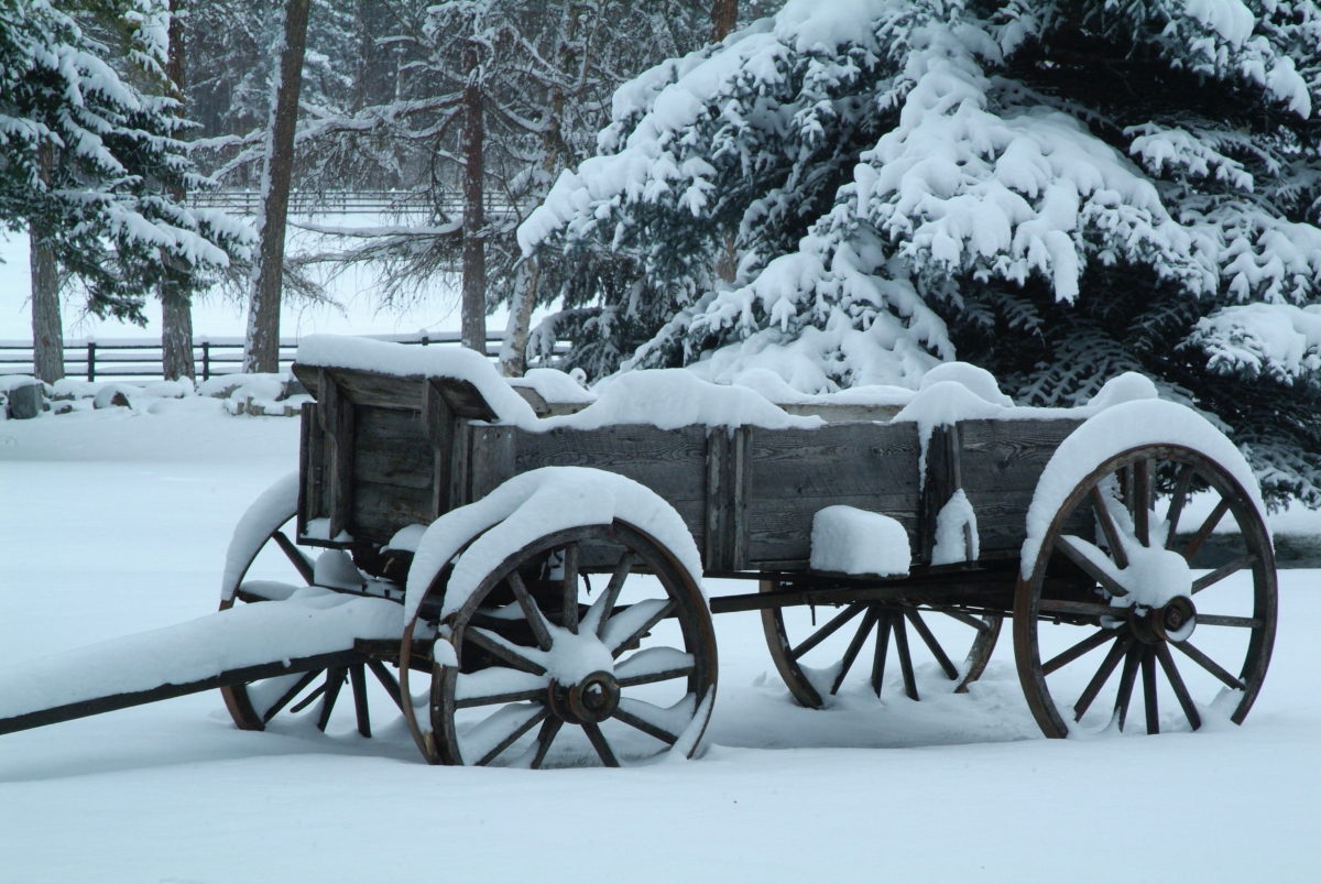Snow + A Montana Guest Ranch = A Look at Winter at Flathead Lake Lodge ...